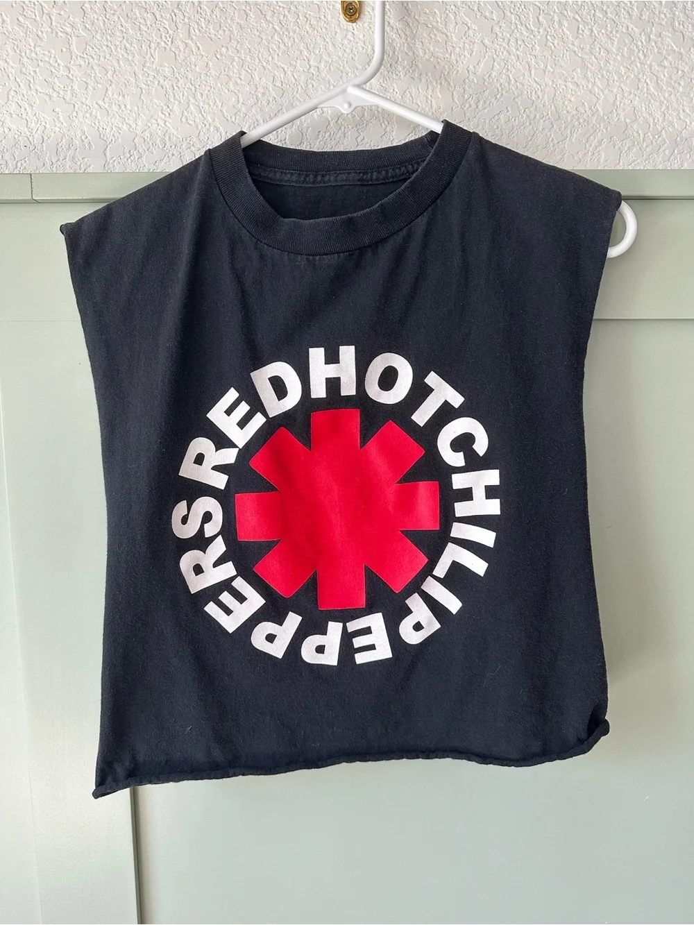 Vintage Red Hot Chili Peppers Black Sleeveless Band Tee - cropped